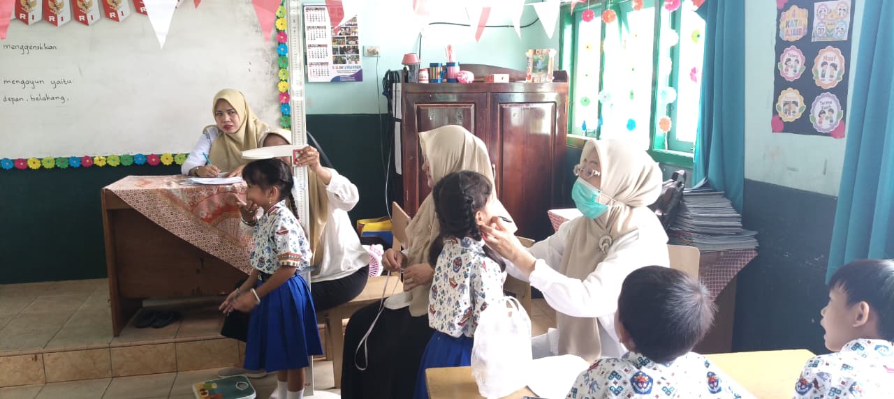 SD Xaverius Kotabumi Dukung Kesehatan Siswa melalui Kegiatan Skrining Kesehatan